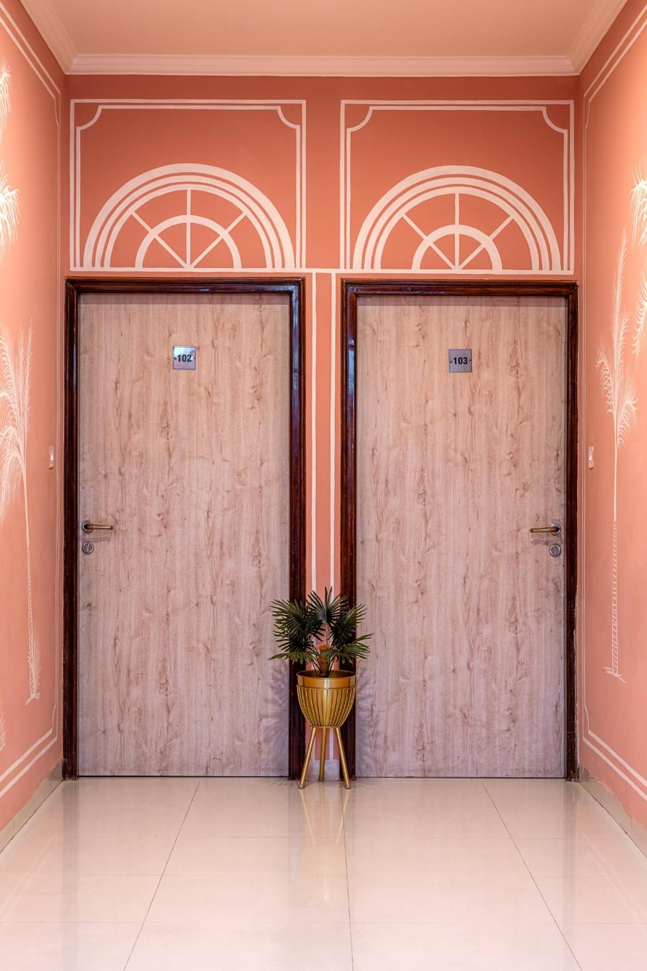 Nine Palms Resort Jaipur Extérieur photo